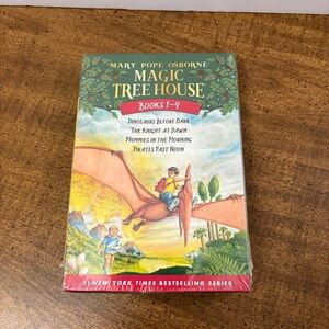 NEW! The Magic Tree House Library: Books 1-4 - Mary Pope Osborne 4 Book Set